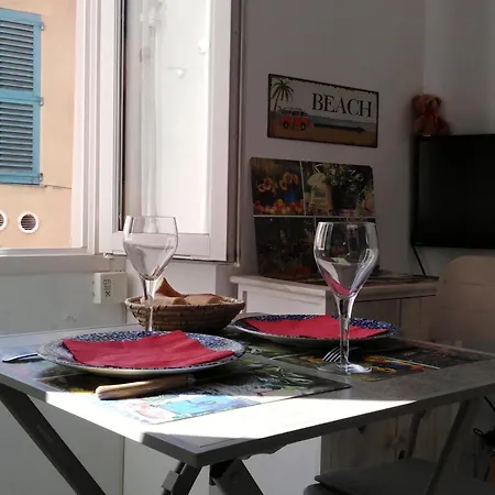 Studio Cosy Au Coeur De 18 M² A 5 Min Du Palais Des Festivals Apartment Cannes